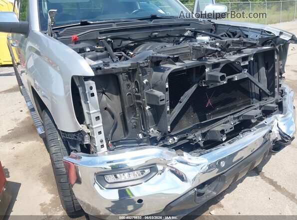 3GTP1NEC0JG401489 2018 GMC SIERRA Silver Front view