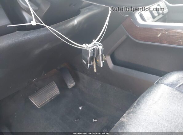 3GTP1NEC5JG387105 2018 GMC SIERRA Красный Вид панели приборов