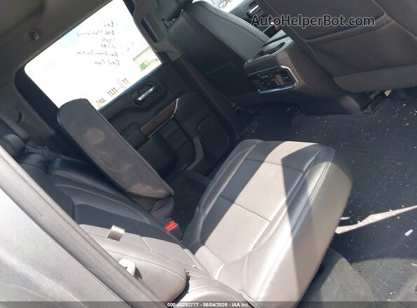 3GTP8DED5MG111557 2021 GMC SIERRA Silver Widok naklejki z numerem VIN