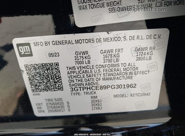 3GTPHCE89PG301962 2023 GMC SIERRA Black Widok komory silnika