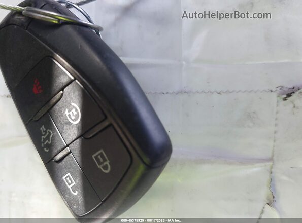 3GTPHCED3RG279005 2024 GMC SIERRA Красный Вид панели приборов