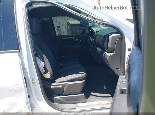 3GTPHCEK2PG103557 2023 GMC SIERRA White Widok wnętrza z przodu