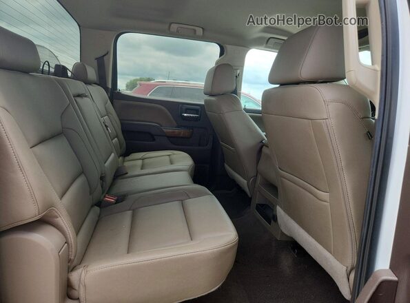 3GTU2NEC2HG192119 2017 GMC SIERRA White Rear seats view