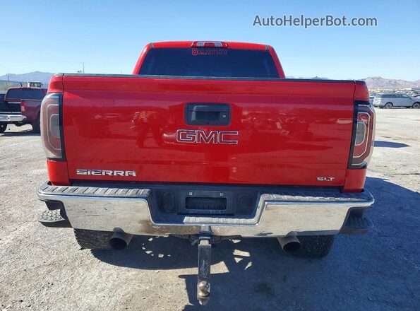 3GTU2NEC2HG227788 2017 GMC SIERRA Red Вид ззаду