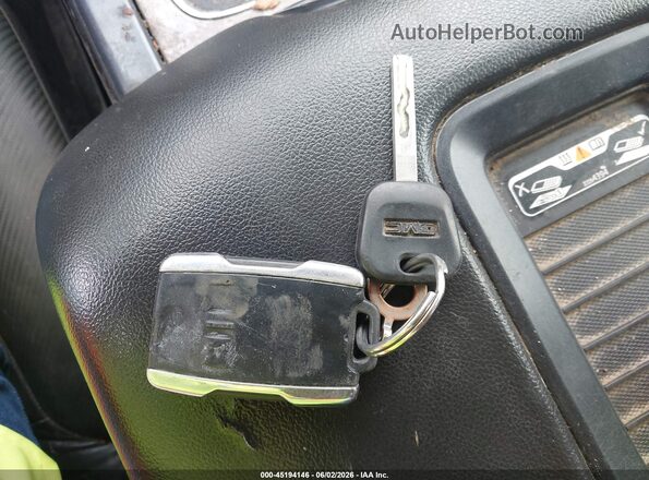 3GTU2NEC4HG373738 2017 GMC SIERRA Black Vista del salpicadero