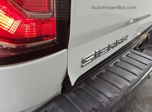 3GTU2NEC4JG607480 2018 GMC SIERRA White 