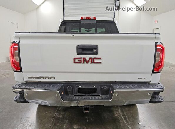 3GTU2NEC4JG607480 2018 GMC SIERRA White Rear view