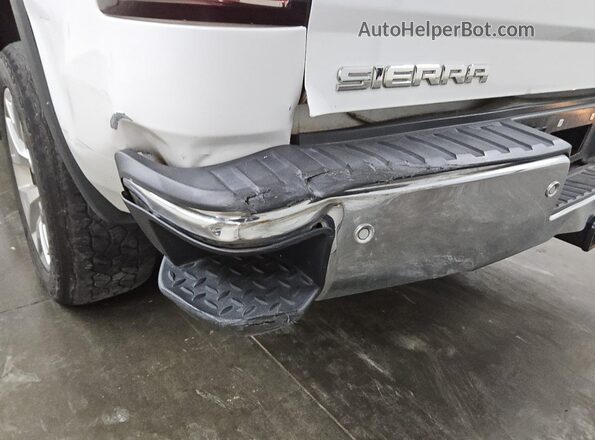 3GTU2NEC4JG607480 2018 GMC SIERRA White 