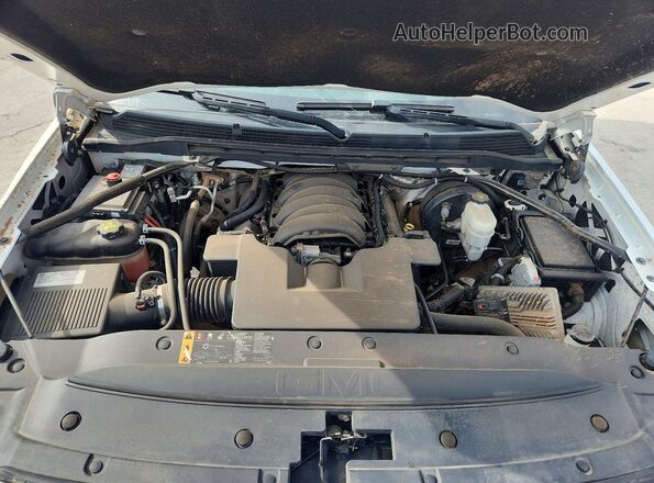 3GTU2NEC8HG430846 2017 GMC SIERRA White Widok wnętrza z tyłu