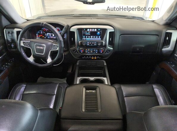 3GTU2NEJ8JG379451 2018 GMC SIERRA Черный Вид панели приборов