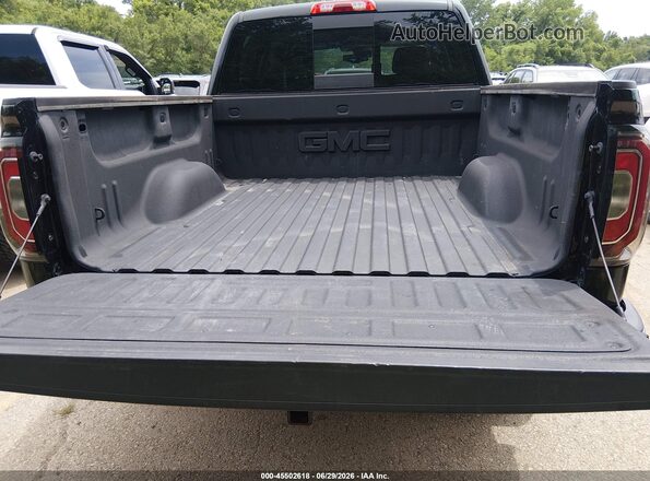 3GTU2NEJ9JG559702 2018 GMC SIERRA Black 