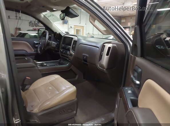 3GTU2PEJ2JG588048 2018 GMC SIERRA Серый Вид салона спереди