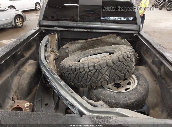 3GTU2PEJ2JG588048 2018 GMC SIERRA Серый Вид щитка приборов