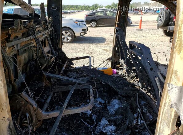 3GTU9DED2LG132042 2020 GMC SIERRA Burn Rear seats view