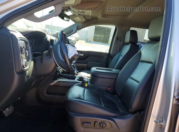 3GTU9DEL1NG200051 2022 GMC SIERRA Silver Front interior view