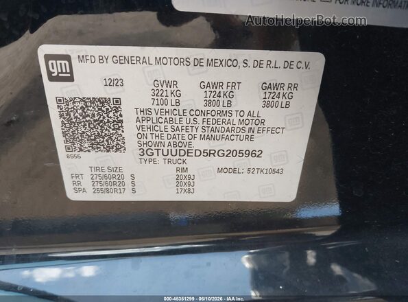 3GTUUDED5RG205962 2024 GMC SIERRA Black Widok komory silnika