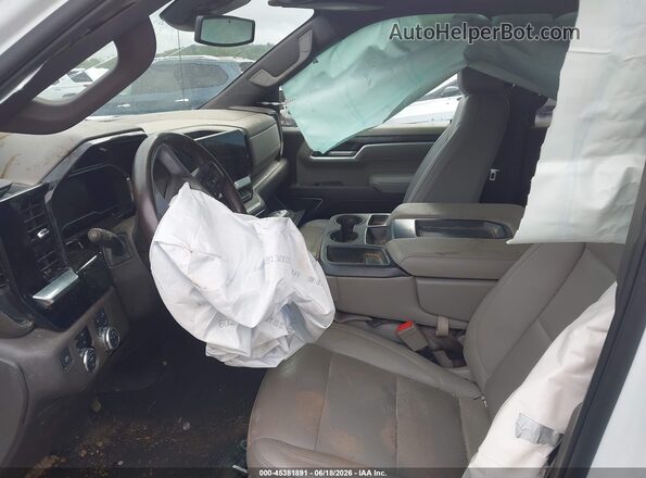 3GTUUDED8NG608019 2022 GMC SIERRA White Front interior view