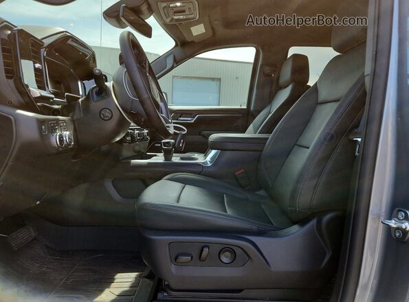 3GTUUDED8SG395889 2025 GMC SIERRA Silver Вид салону спереду