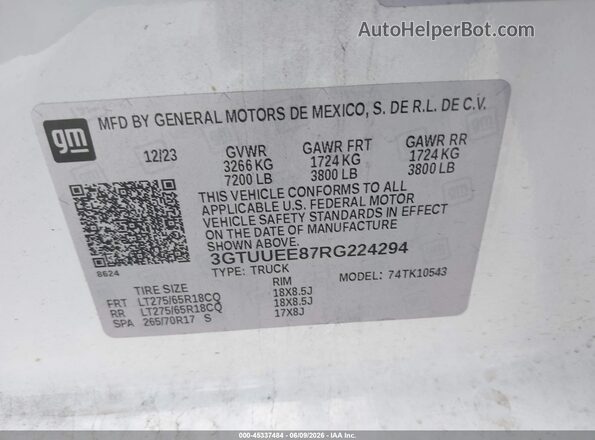 3GTUUEE87RG224294 2024 GMC SIERRA White Engine compartment view