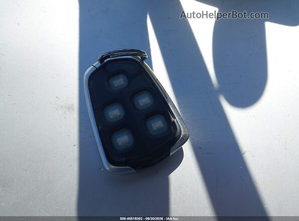 3GYFNBE35GS533890 2016 CADILLAC SRX Silver Vista del salpicadero