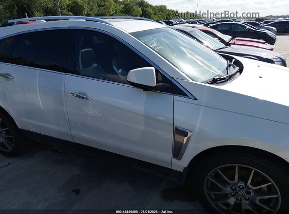 3GYFNCE39GS562685 2016 CADILLAC SRX White Вид задньої частини салону