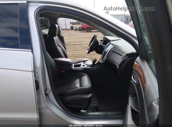 3GYFNEE37GS533214 2016 CADILLAC SRX Silver Front interior view