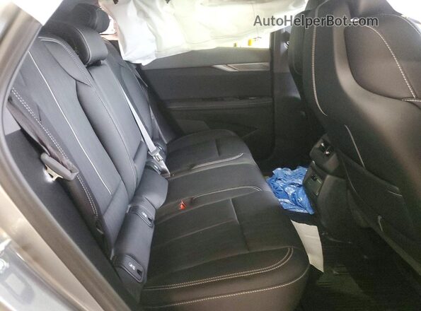 3GYK3DMR5SS266717 2025 CADILLAC OPTIQ Gray უკანა სალონის ხედი