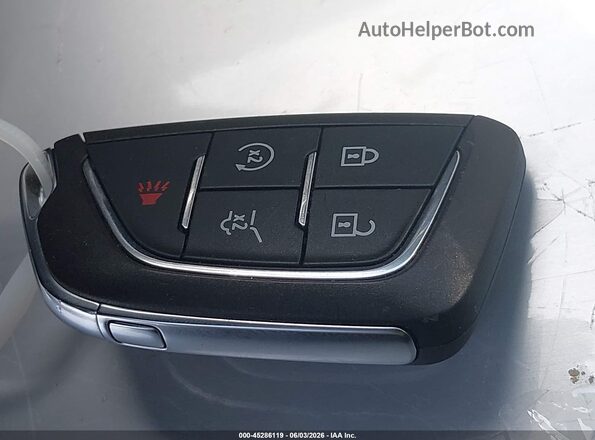 3GYK3EM50TS138177 2026 CADILLAC OPTIQ Gray წინა პანელის ხედი