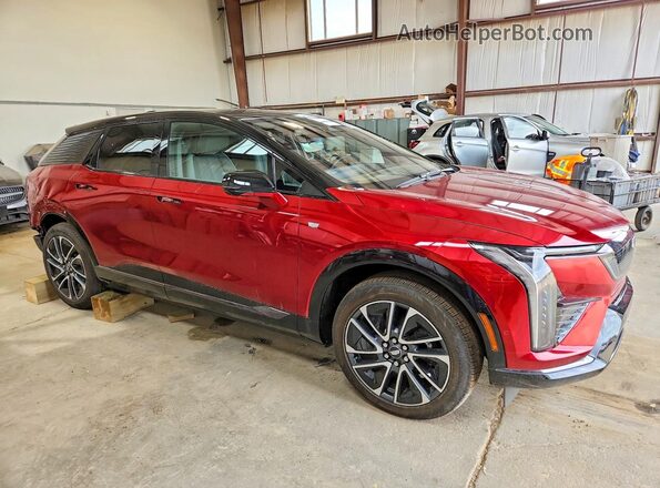 3GYK3EMR0SS193214 2025 CADILLAC OPTIQ Red Przód prawy