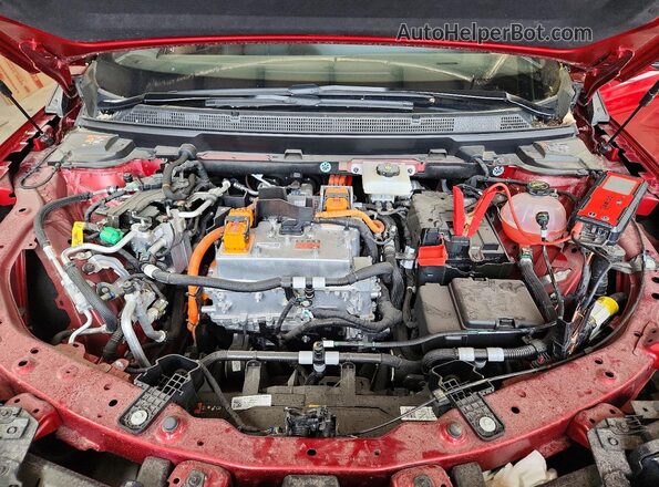 3GYK3EMR0SS193214 2025 CADILLAC OPTIQ Red Widok komory silnika