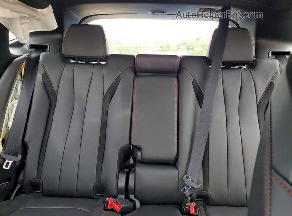 3HDSA2H56SM712125 2025 ACURA ADX Red უკანა სავარძლების ხედი