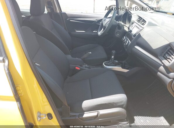 3HGGK5G45JM712146 2018 HONDA FIT Yellow წინა სალონის ხედი