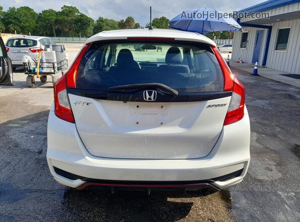 3HGGK5G60JM706790 2018 HONDA FIT White Rear view