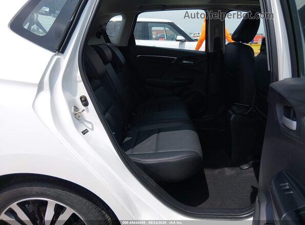 3HGGK5H00JM730582 2018 HONDA FIT White VIN sticker view