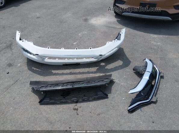 3HGGK5H00JM730582 2018 HONDA FIT White Instrument cluster view