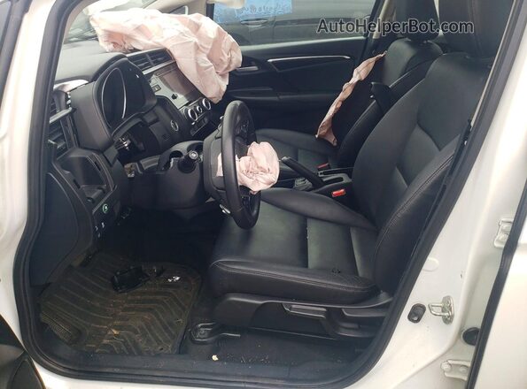 3HGGK5H09JM717863 2018 HONDA FIT White Widok wnętrza z przodu