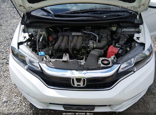 3HGGK5H44KM743565 2019 HONDA FIT White უკანა ხედი