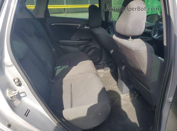 3HGGK5H47KM716098 2019 HONDA FIT Silver უკანა სავარძლების ხედი