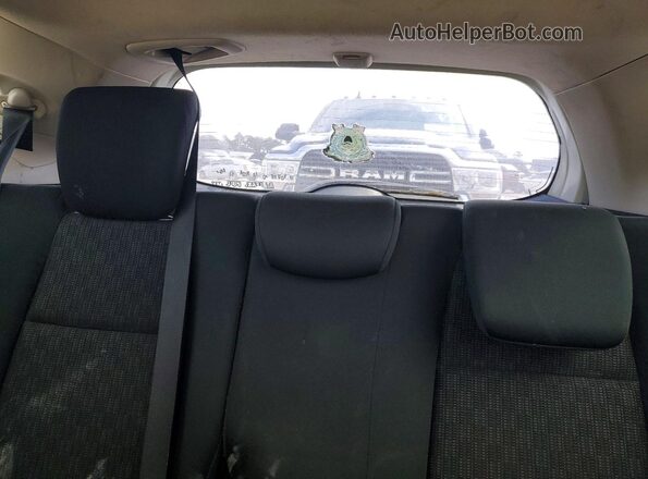 3HGGK5H50HM705686 2017 HONDA FIT White Widok tylnych siedzeń
