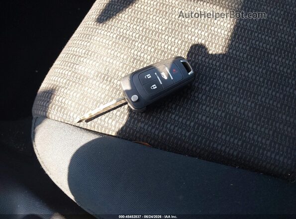 3HGGK5H53HM703933 2017 HONDA FIT Silver წინა პანელის ხედი