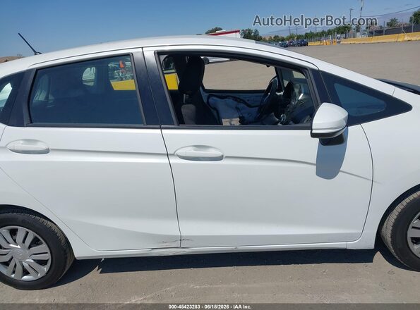 3HGGK5H53HM710185 2017 HONDA FIT White Widok wnętrza z tyłu