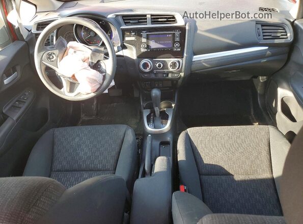 3HGGK5H58HM712224 2017 HONDA FIT Red Widok deski rozdzielczej
