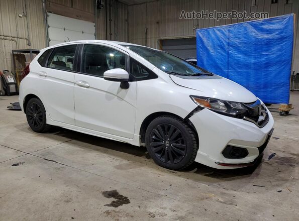 3HGGK5H62JM709303 2018 HONDA FIT Белый Передняя правая четверть
