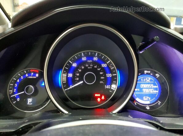 3HGGK5H62JM709303 2018 HONDA FIT Белый Вид щитка приборов