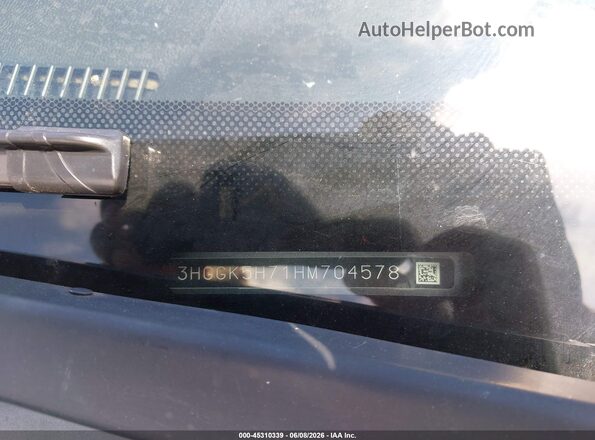 3HGGK5H71HM704578 2017 HONDA FIT Серый 