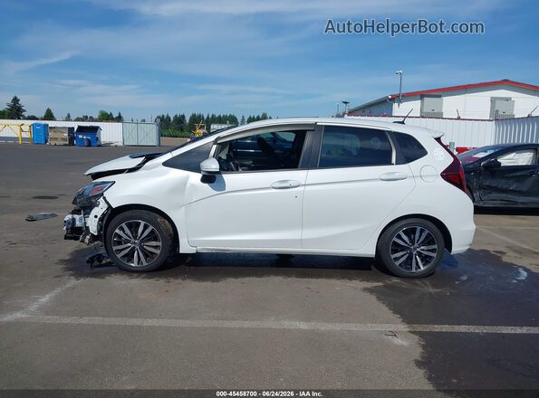 3HGGK5H80KM744702 2019 HONDA FIT Белый 