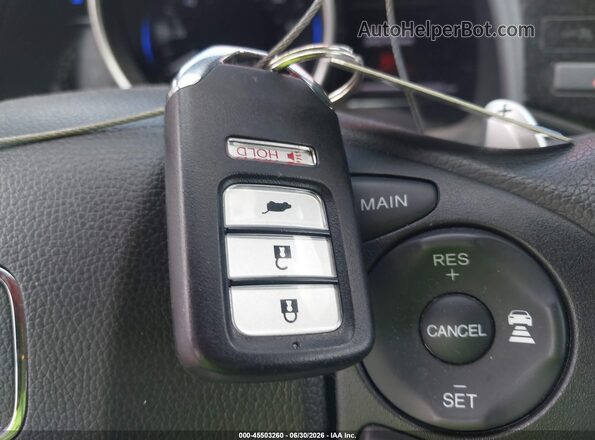 3HGGK5H81JM717314 2018 HONDA FIT Красный Вид панели приборов