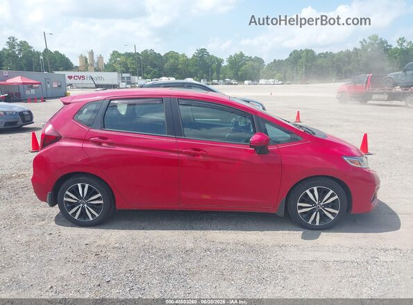 3HGGK5H81JM717314 2018 HONDA FIT Красный Вид задней части салона