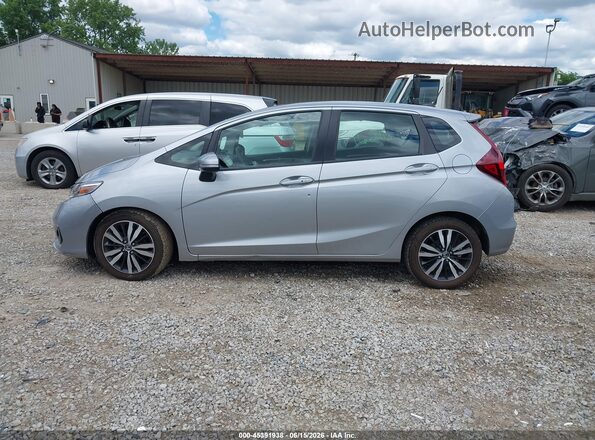 3HGGK5H82JM708167 2018 HONDA FIT Light Blue 360 interior view