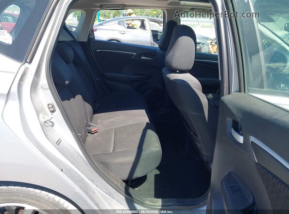 3HGGK5H82JM720058 2018 HONDA FIT Silver VIN კოდის სტიკერის ხედი